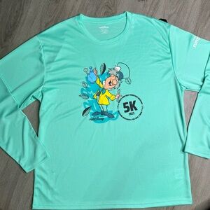 2023 rundisney Wine & Dine Weekend 5K Men’s Medium XL Shirt